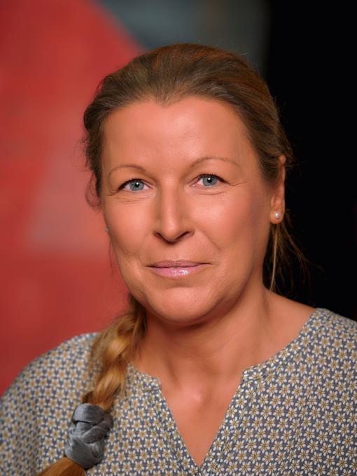 Iris Wirth